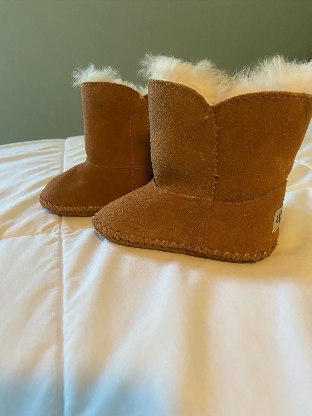 UGG ugh infant